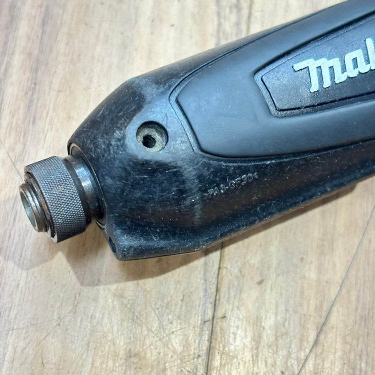 ◆マキタ(makita) 充電式ペンインパクトドライバ TD021DZ 【船橋馬込店】