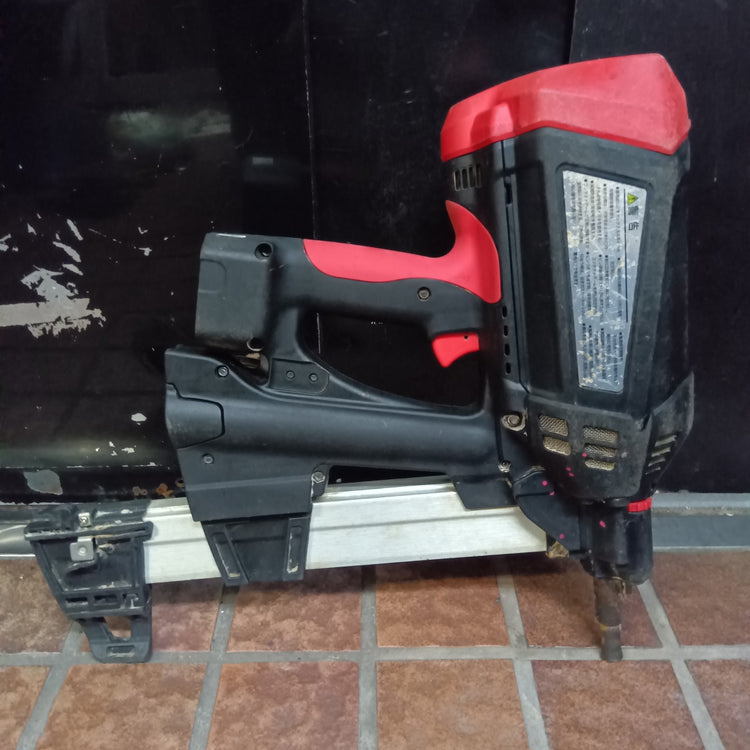 ガス式鋲打ち機 ガスネイラ GS-738C2 【市川行徳店】