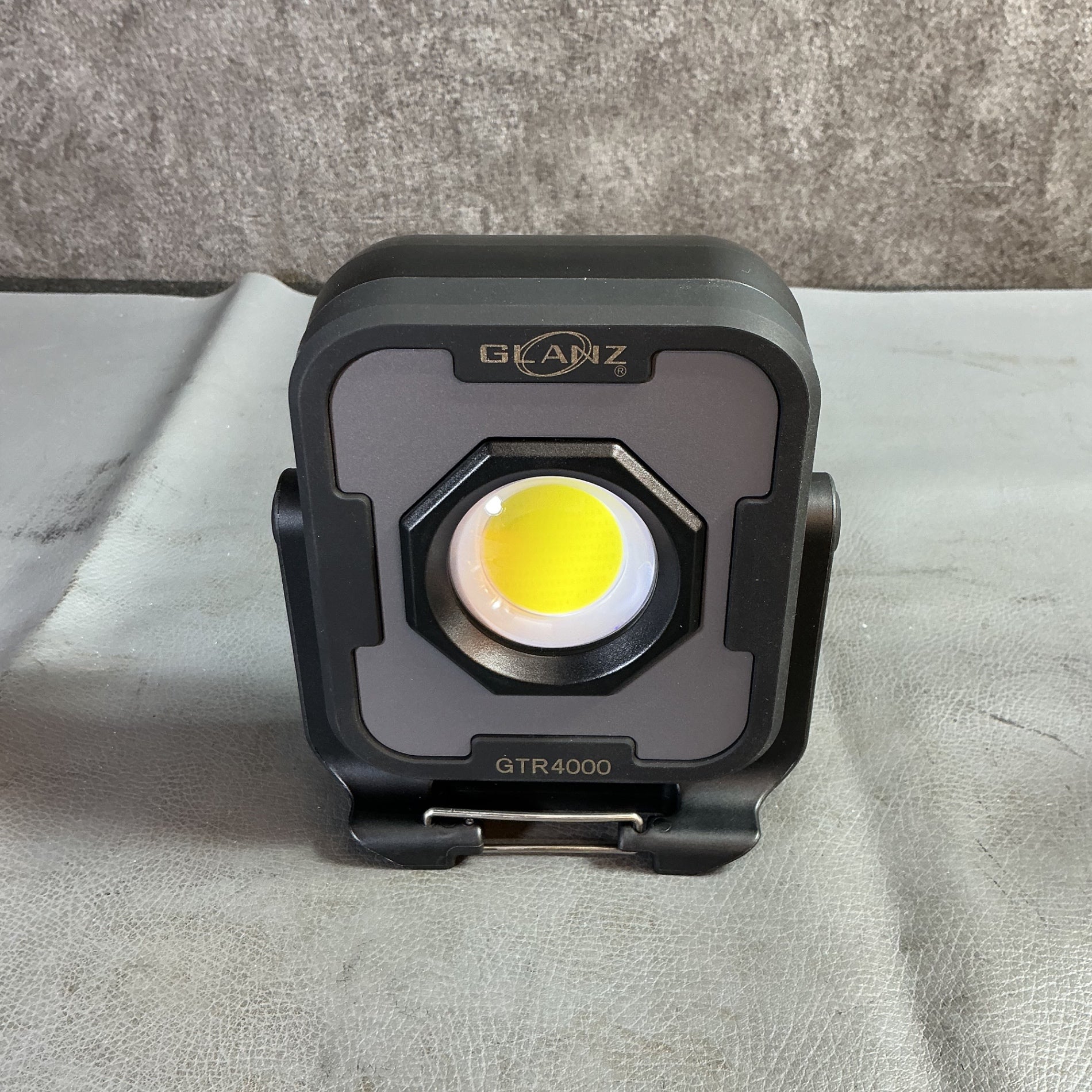 【未使用】GRANZ マスターツール ハイブリット式投光器 GTR4000 4000lumen  【越谷店】