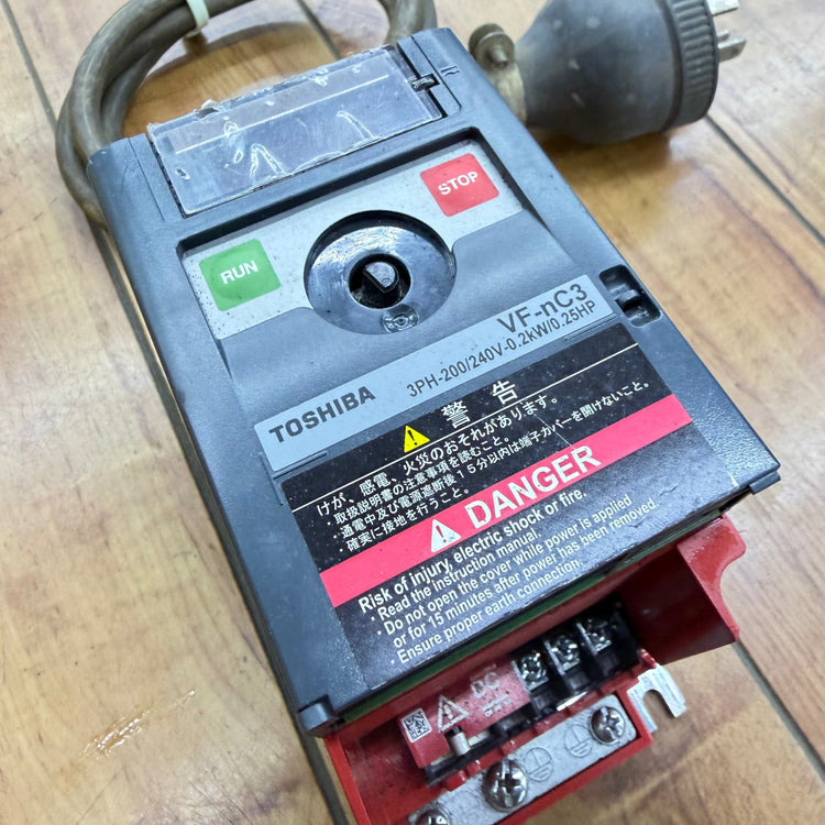 実動作未確認 簡単・小形インバータ VF-nC3 【リライズ蓮田店】