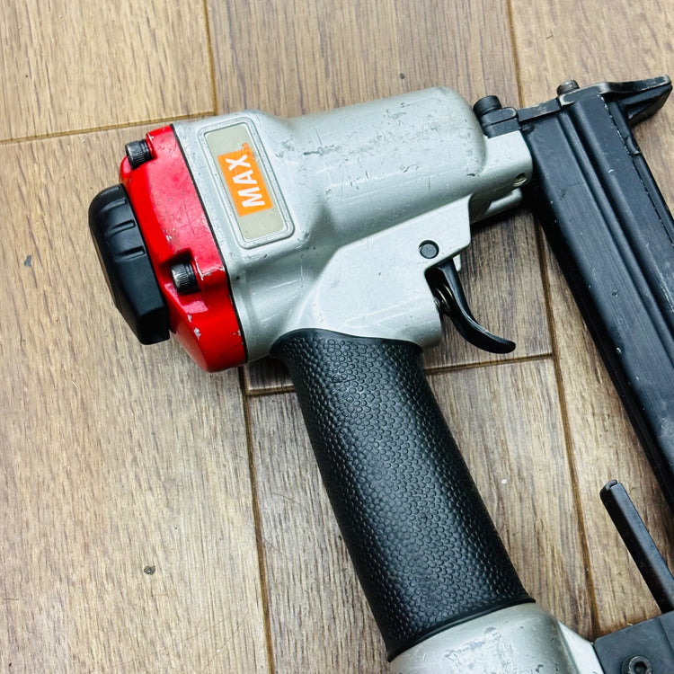 10mm幅 常圧エアタッカー TA-225LU/10J 【リライズ蓮田店】