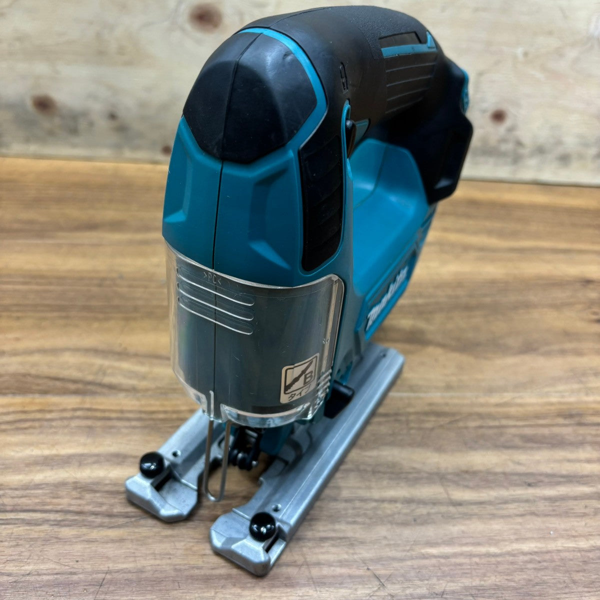 マキタ 充電式ジグソー (本体のみ/バッテリー・充電器別売) JV101DZ 【船橋馬込店】