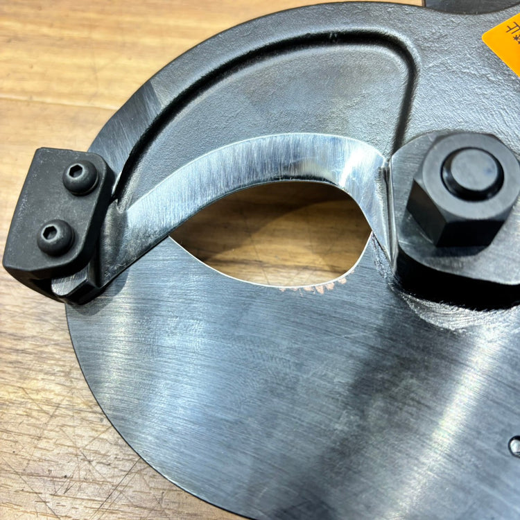◆マキタ(makita) コードレスケーブルカッター TC101DRG 【船橋馬込店】