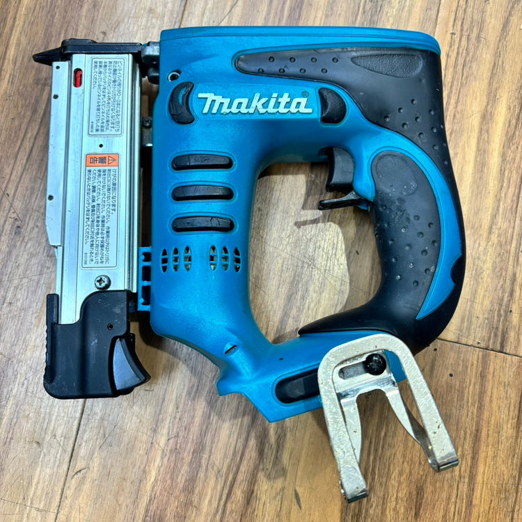 ◆マキタ(makita) 充電式ピンタッカ PT350DZ 【船橋馬込店】