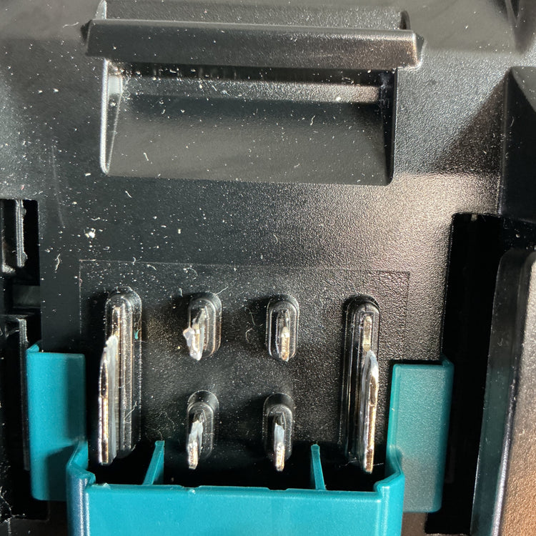 【中古】マキタ(makita) 急速充電器 DC40RA  【越谷店】