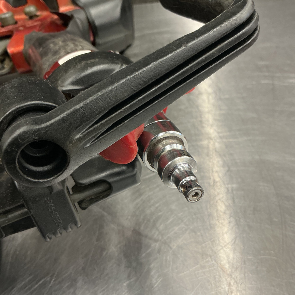 【中古】 マックス(MAX) 高圧エア釘打ち機 HN-75N2(D)-R 【越谷店】