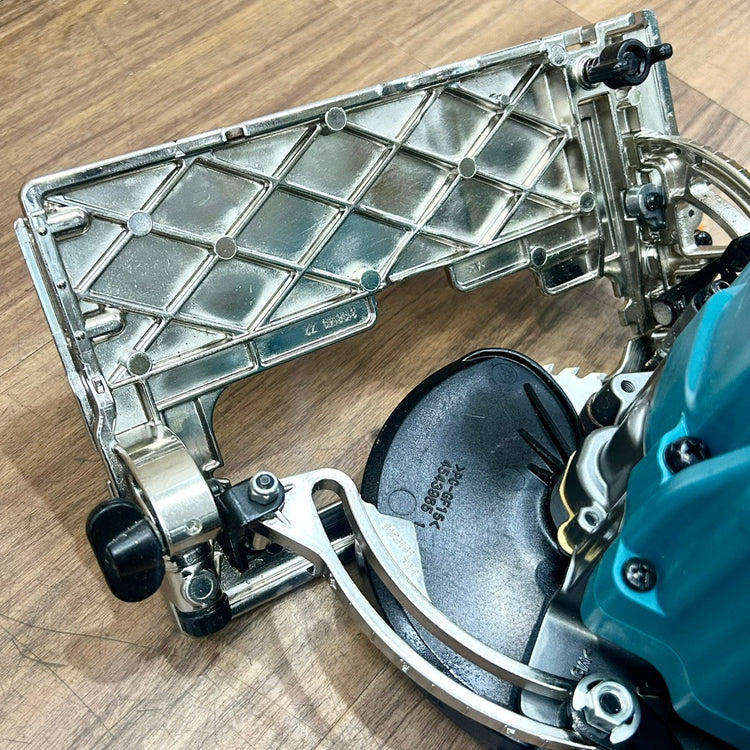 ◆マキタ(makita) コードレスマルノコ HS006GZ 【船橋馬込店】