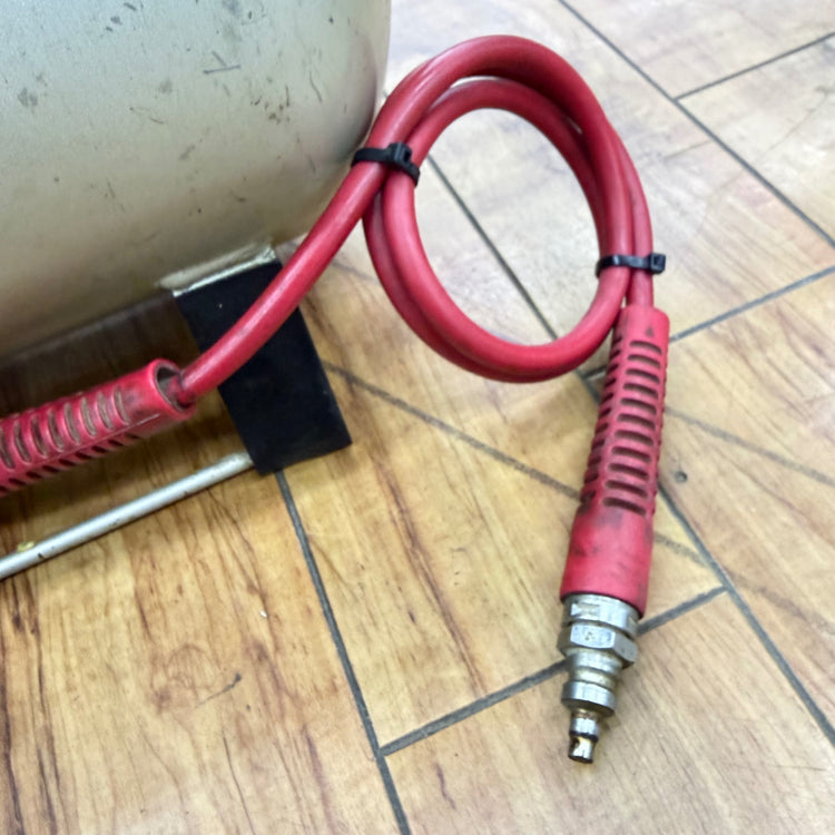 動作確認済み 高圧用 補助タンク AK-TH12 【リライズ蓮田店】