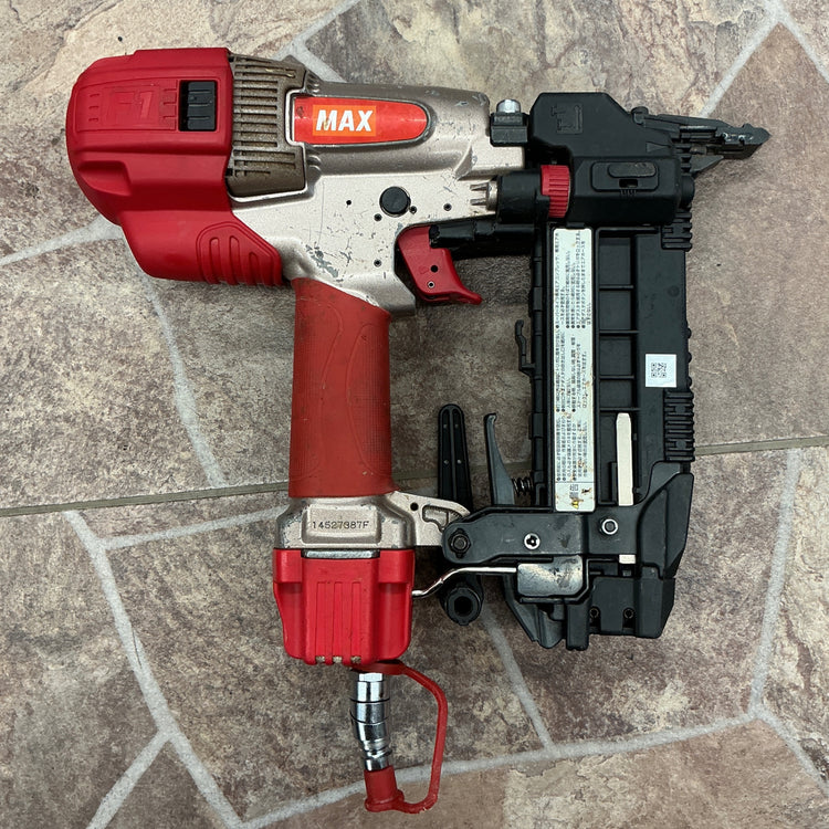 【中古】マックス(MAX) 高圧フロアタッカ HA-50F1(D)/4MAフロア  【越谷店】