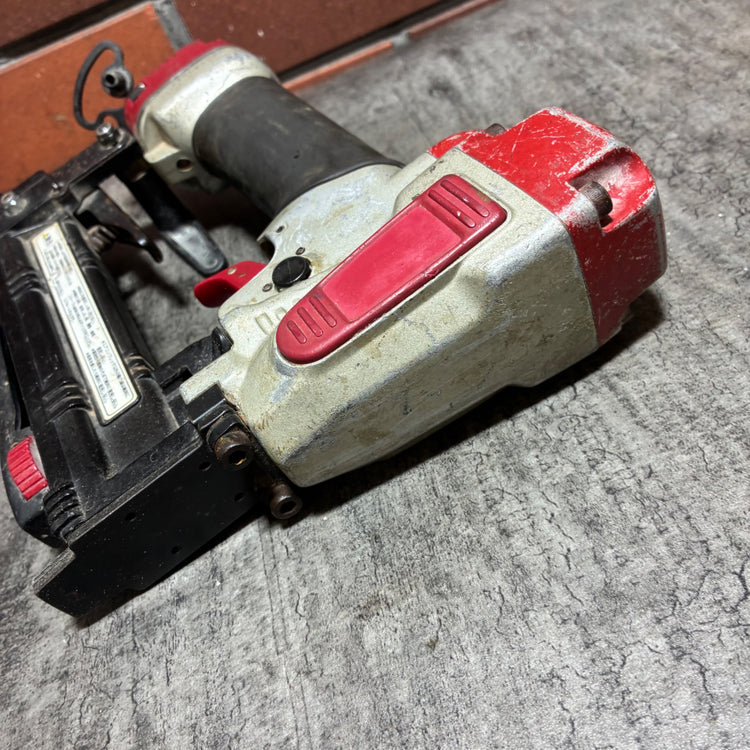 10mm 常圧エアタッカー TA-225/1025J 【市川行徳店】