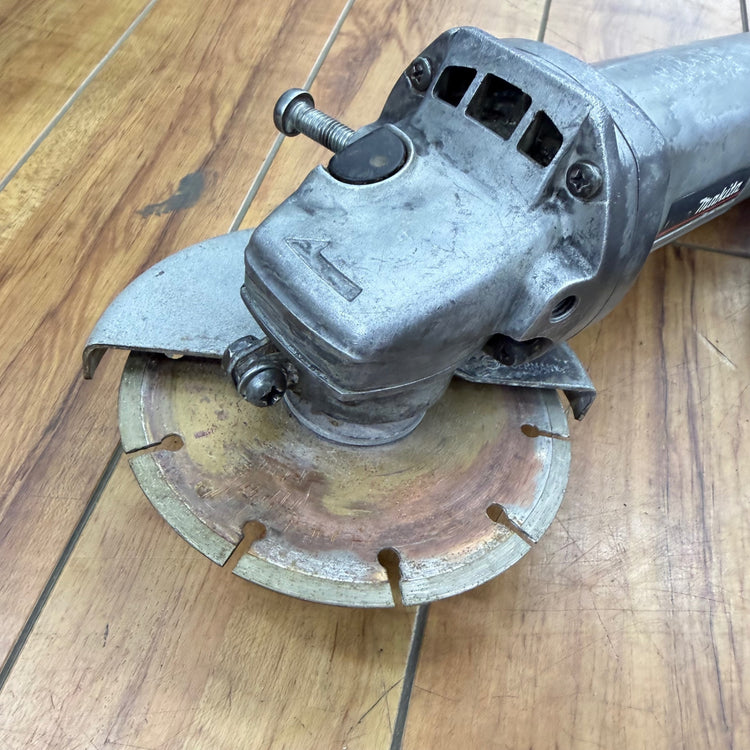 動作良好 100mm ディスクグラインダ  9520L 【リライズ蓮田店】