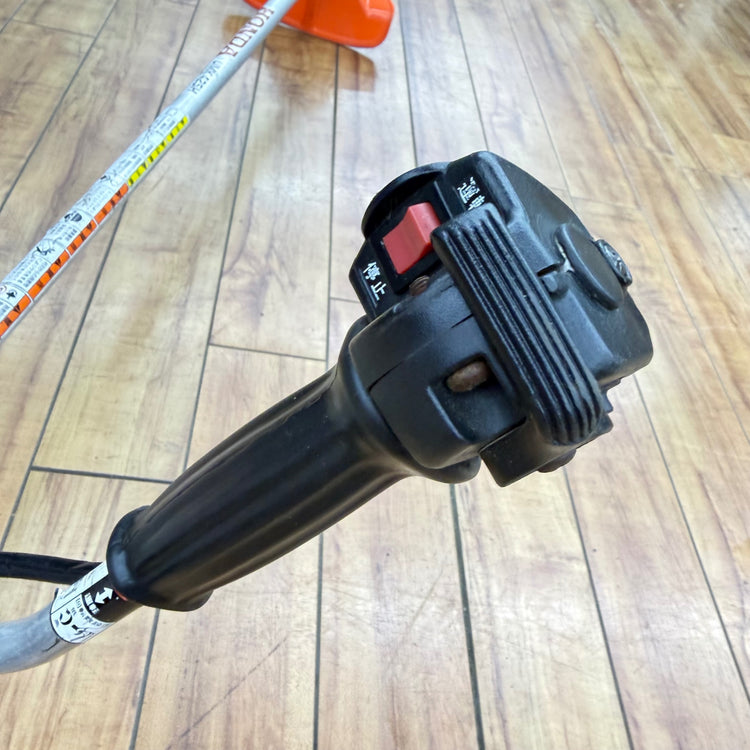【店頭引き取り】 4ストローク 刈払機 UMK425H 【リライズ蓮田店】