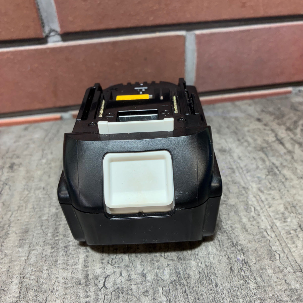 リチウムイオンバッテリー 18V/6.0Ah BL1860B 【市川行徳店】