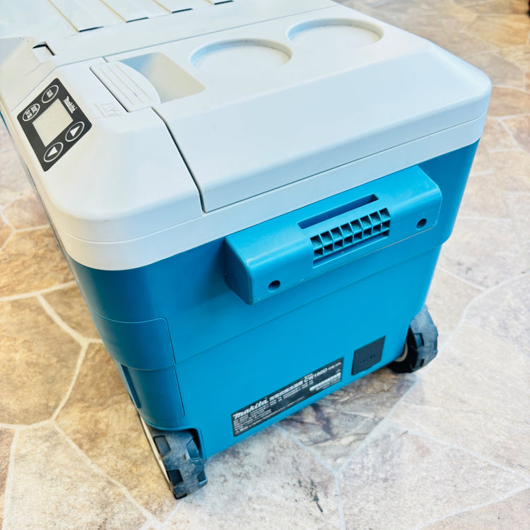 ◆マキタ(makita) 充電式保冷温庫 CW180DZ 【越谷店】