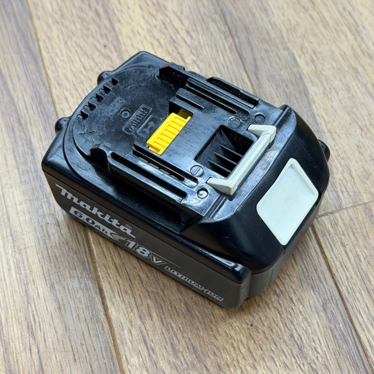 動作確認済み 純正 リチウムイオンバッテリー 18V/6.0Ah BL1860B 【リライズ蓮田店】