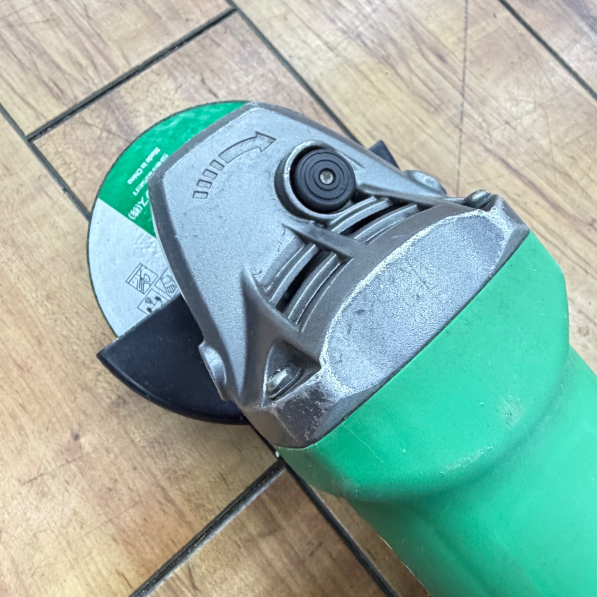 動作良好 ハイコーキ(HiKOKI)  100V 100mm ディスクグラインダ G10SQ2 【リライズ蓮田店】