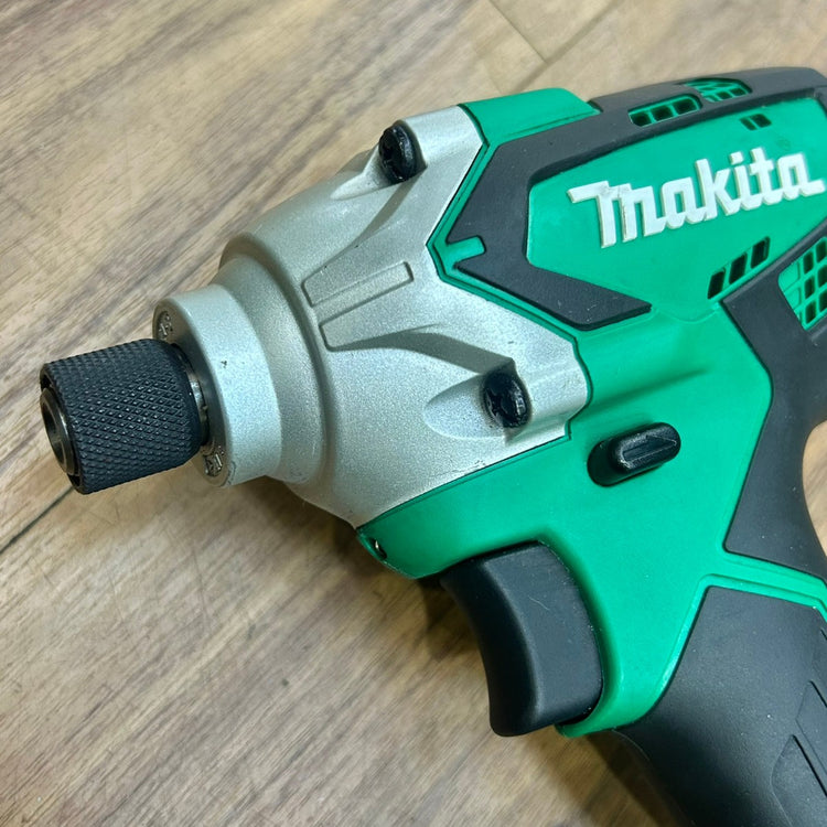 美品 マキタ (makita) 14.4V 充電式インパクトドライバー MTD001DZ 本体のみ 【船橋馬込店】