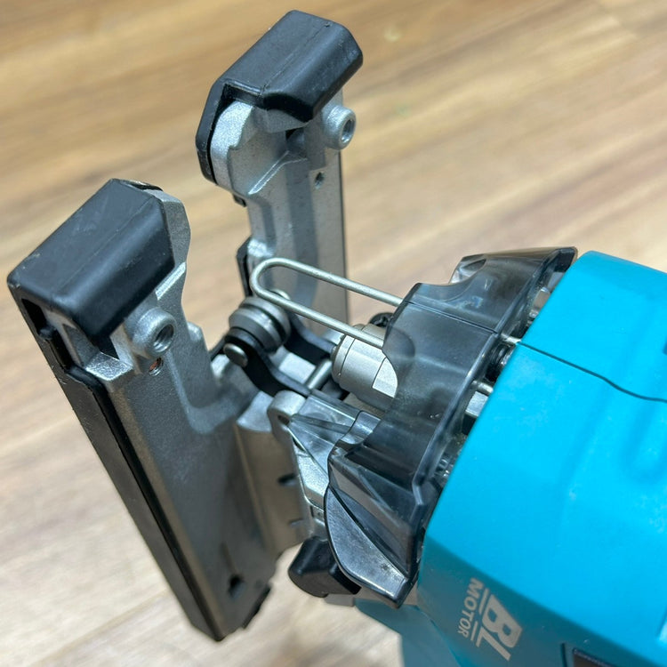 美品 マキタ (makita) 14.4V 充電式ジグソー JV142DZK 本体+ケース 【船橋馬込店】