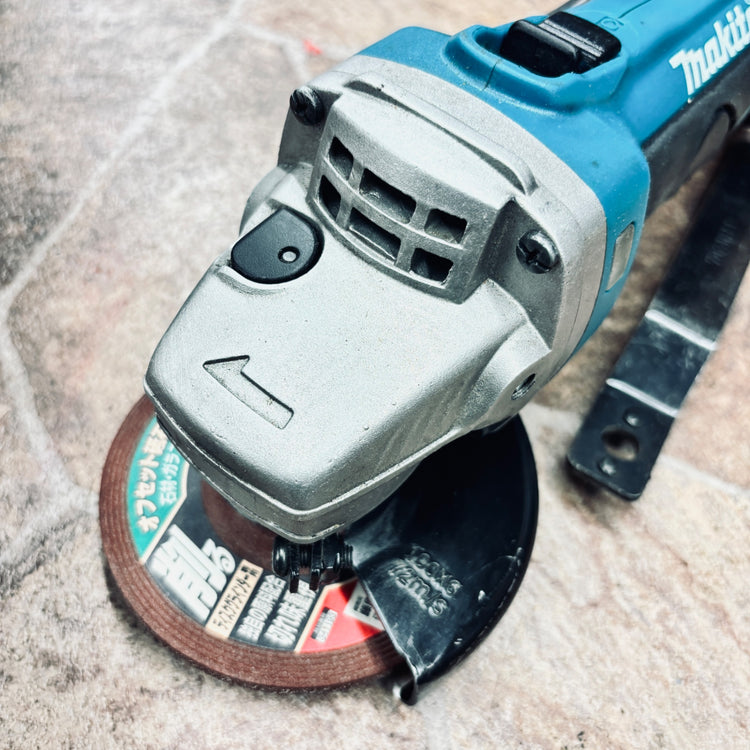 ◆マキタ(makita) 充電式ディスクグラインダー GA400DZ 【越谷店】