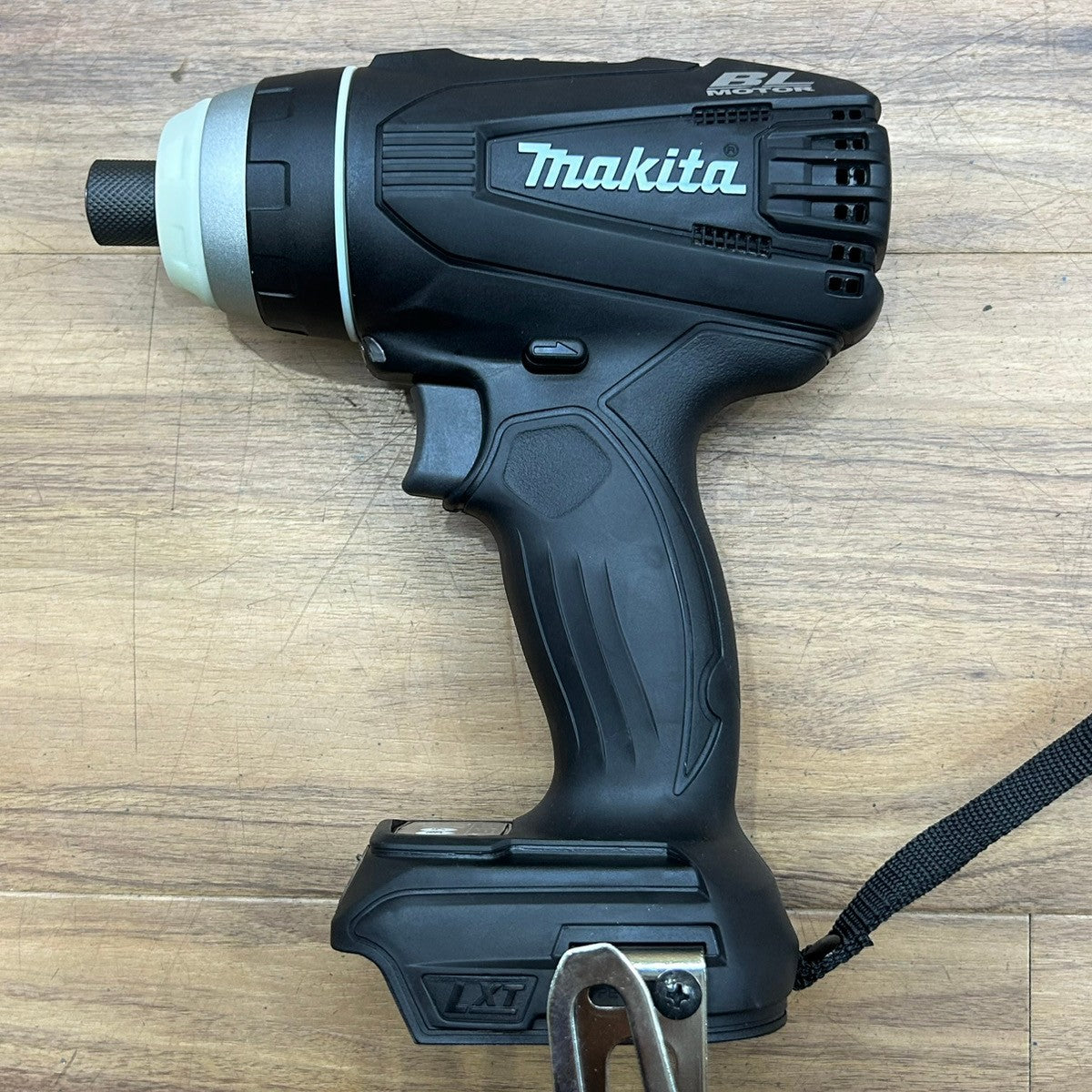 極美品 マキタ (makita) コードレス4モードインパクトドライバー 18V TP141DRGXB ブラック 【船橋馬込店】