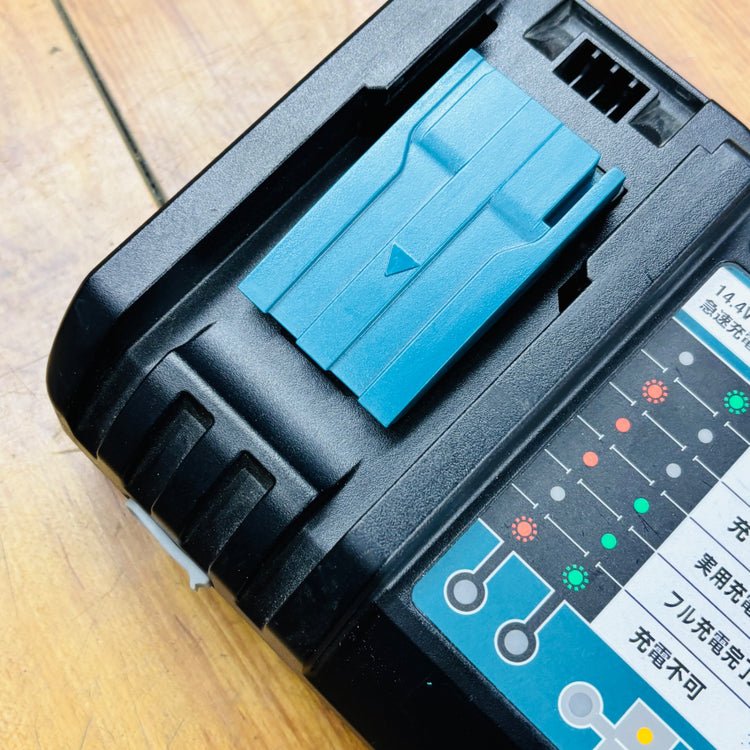 急速充電器 DC18RF 【蓮田店】