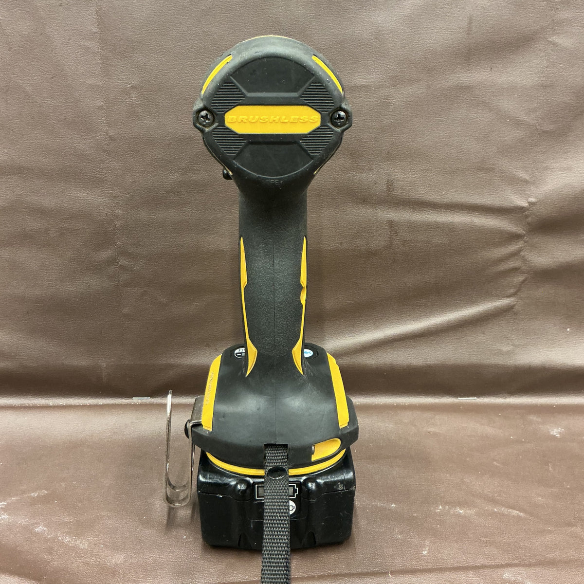 【中古品・限定色！バッテリ付き！】 マキタ(makita) コードレスインパクトドライバー TD172DZFY 【越谷店】
