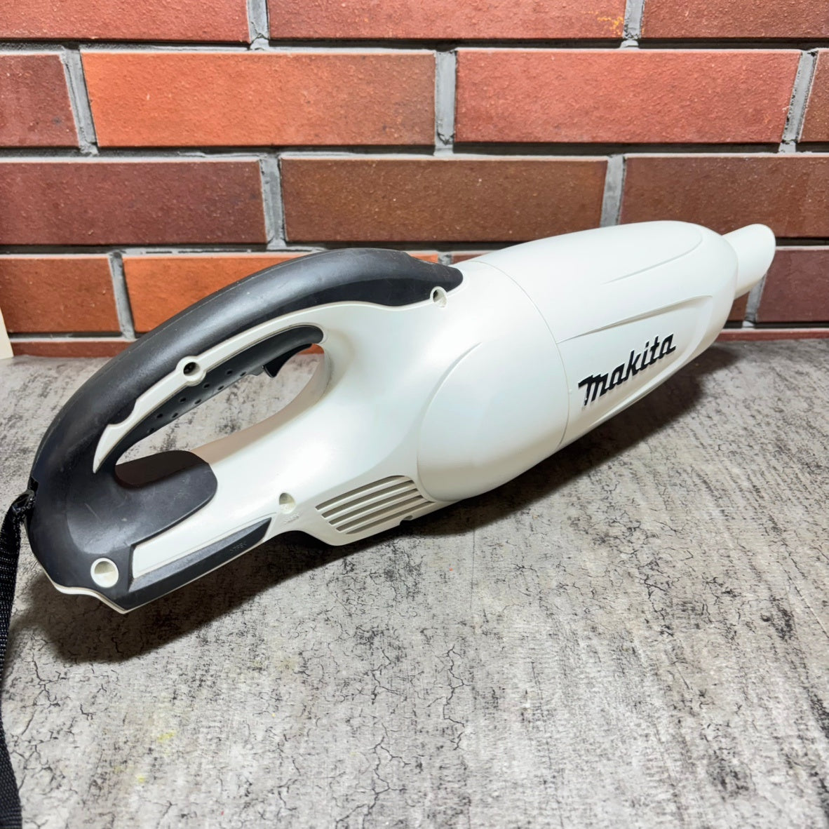 ▲マキタ(makita) 充電式クリーナー CL140FD 【市川行徳店】