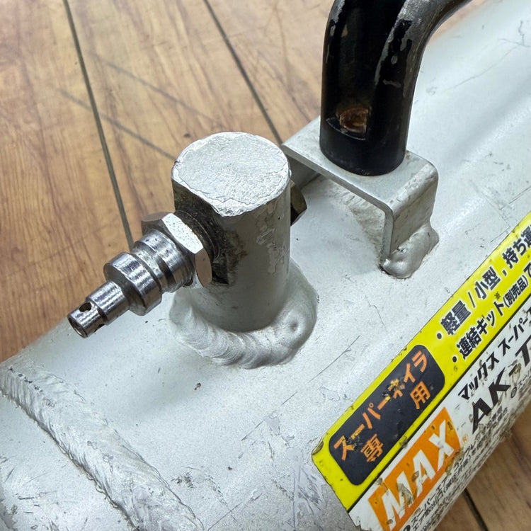 動作確認済み 高圧接続エアタンク AK-TH5R 【リライズ蓮田店】