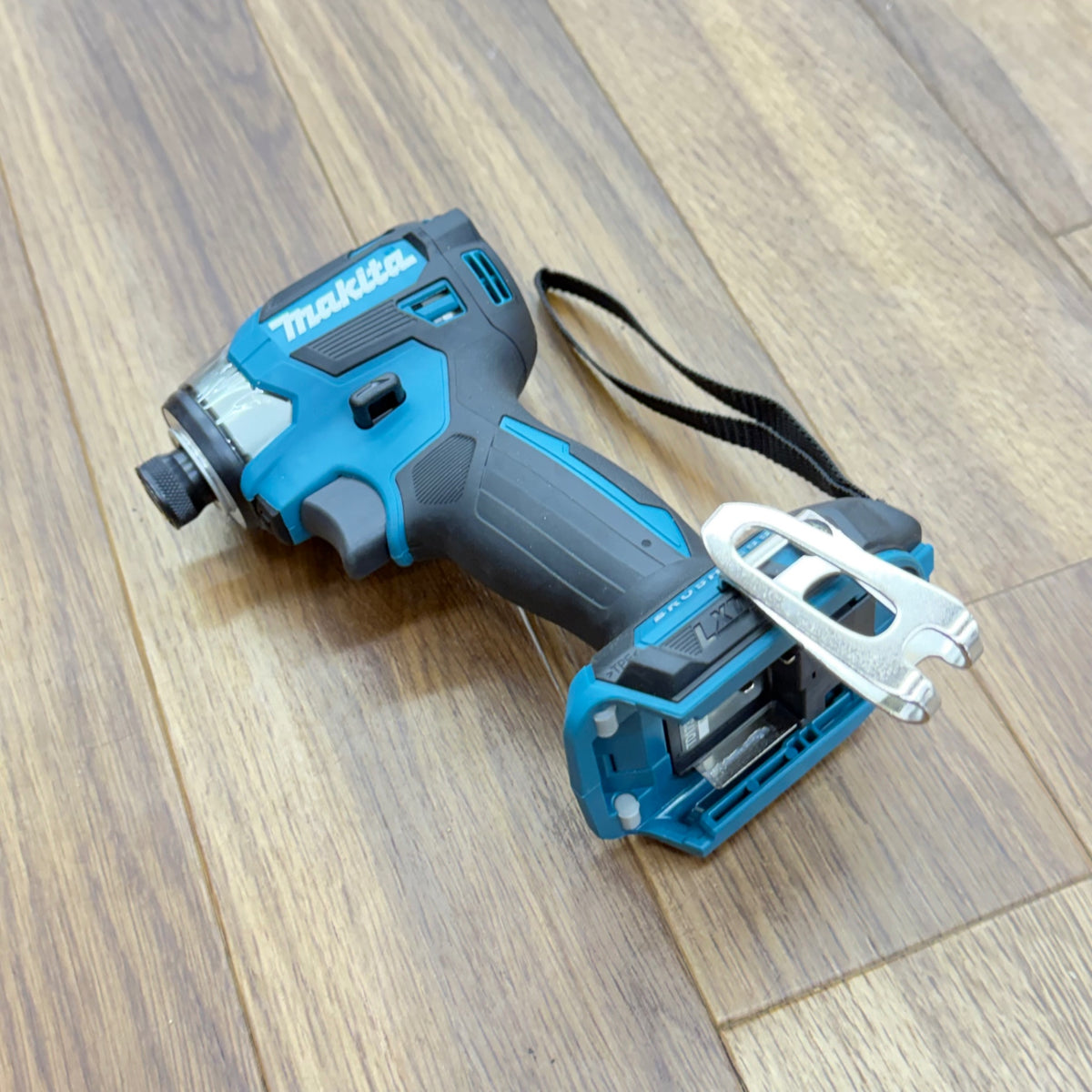 未使用品 18V 充電式インパクトドライバー TD173DZ 【リライズ蓮田店】