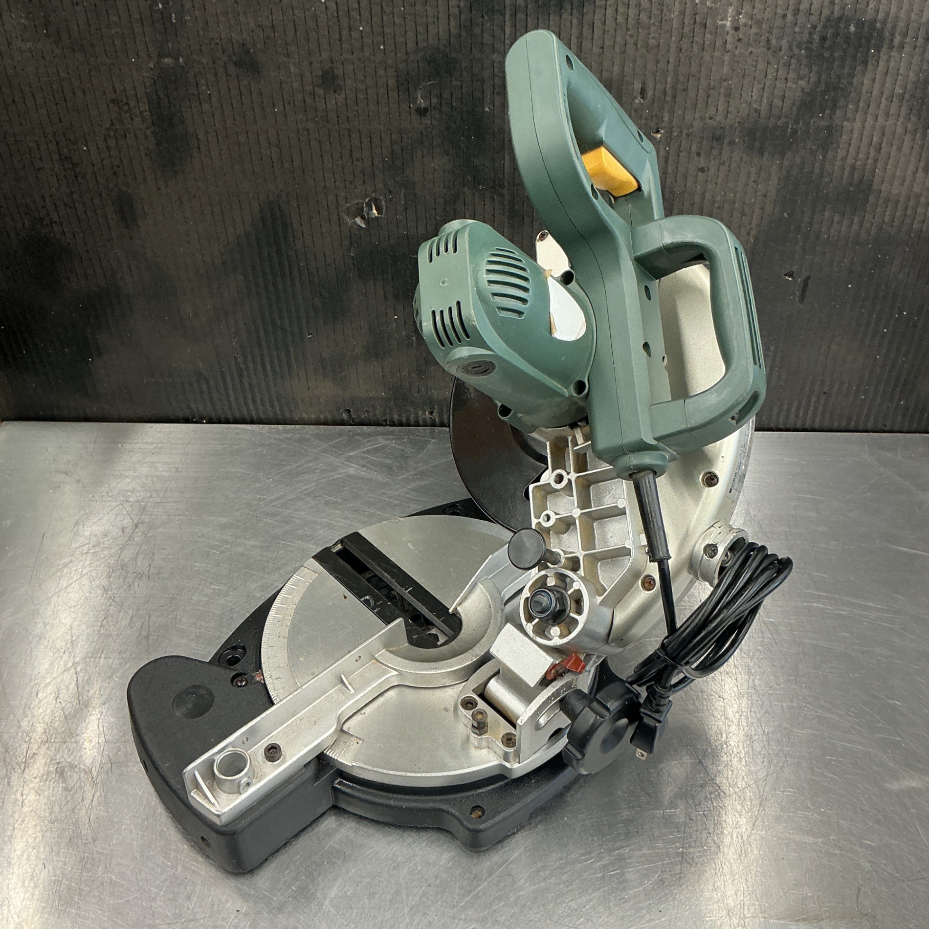 【中古現状品】新興製作所(SHINKO) 卓上丸ノコ STC-190  【越谷店】