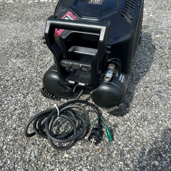 【不動ジャンク品】エアコンプレッサー EC1445H3 【野田愛宕店】