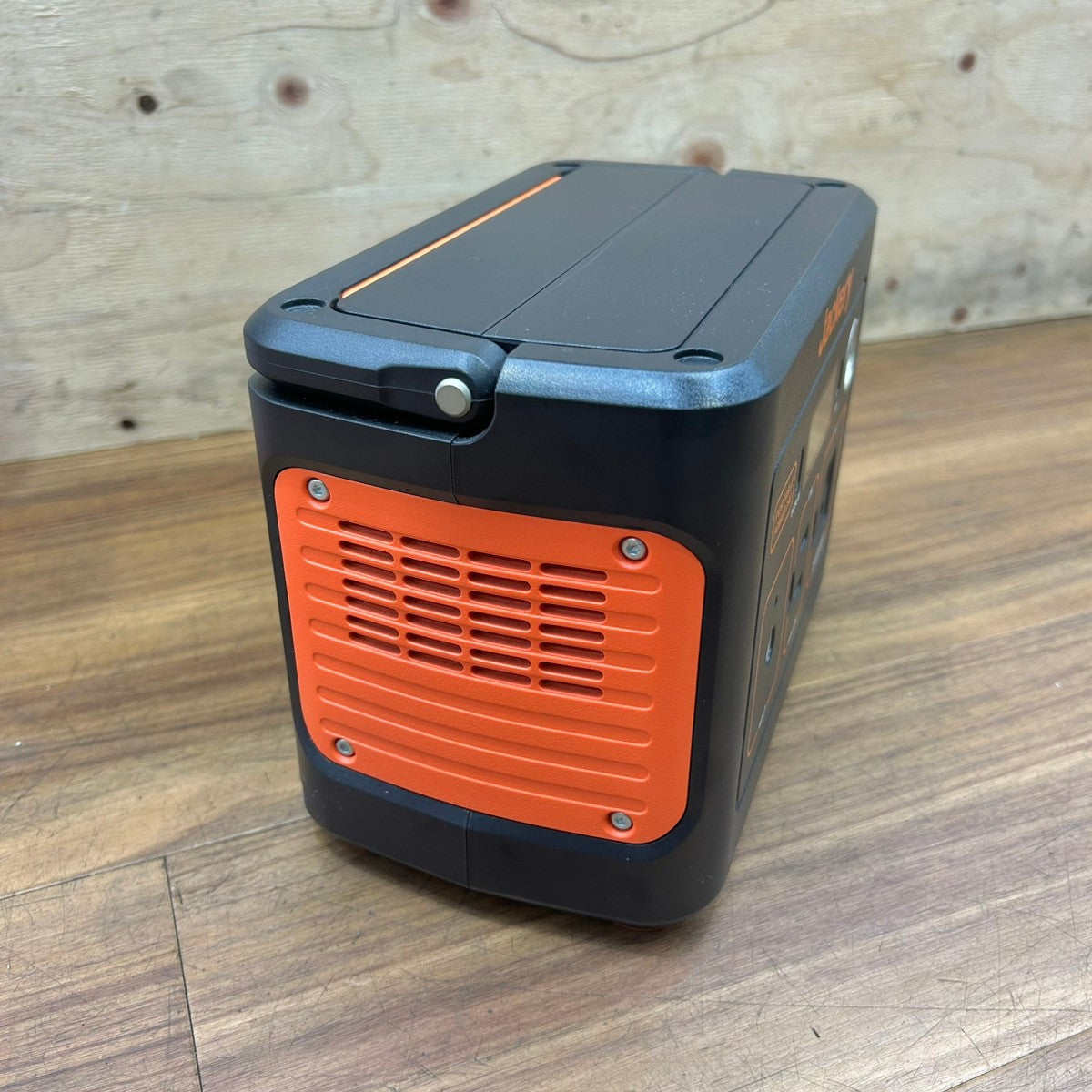 美品 Jackery ジャクリ ポータブル電源 PTB021 240Wh 定格出力200W 瞬間最大400W 【船橋馬込店】