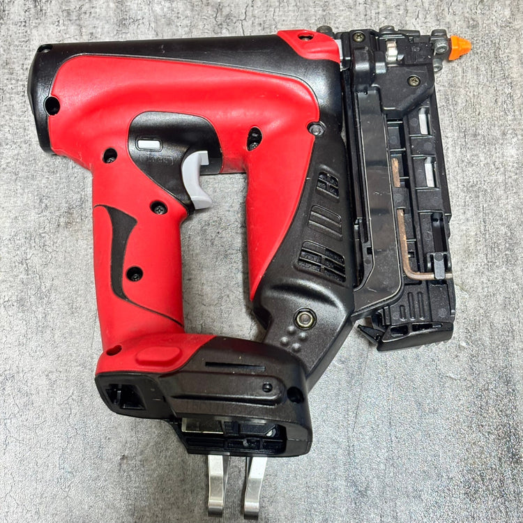 ◆マックス(MAX) 14.4V 充電式ピンネイラ TJ-35P2 【市川行徳店】