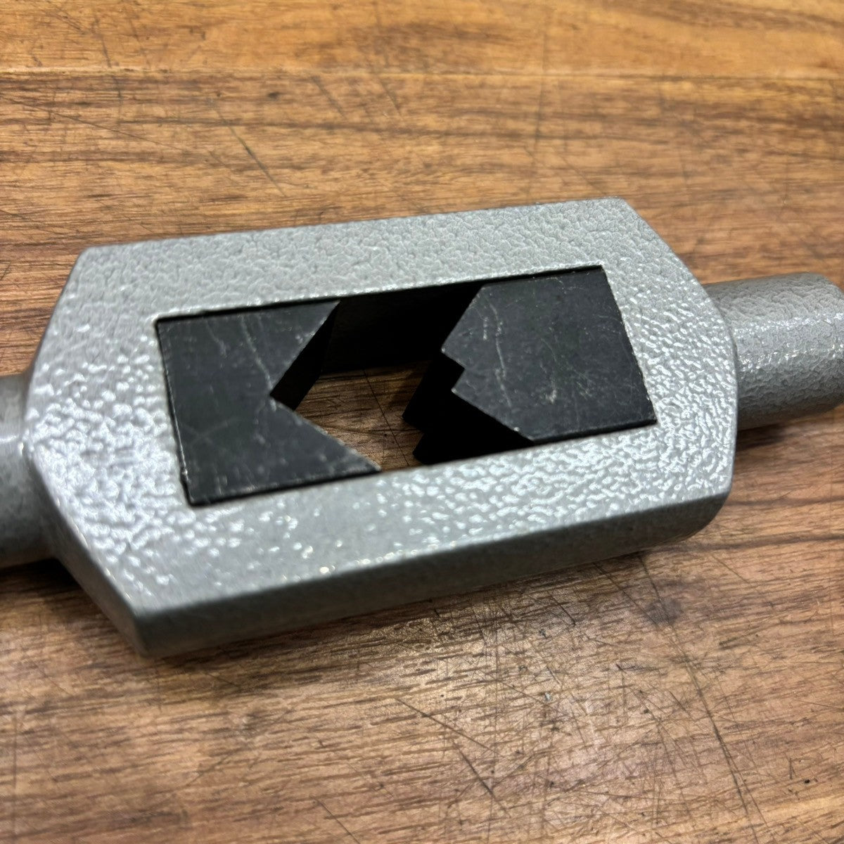TRUSCO(トラスコ) タップハンドル32mm TH-32 【船橋馬込店】
