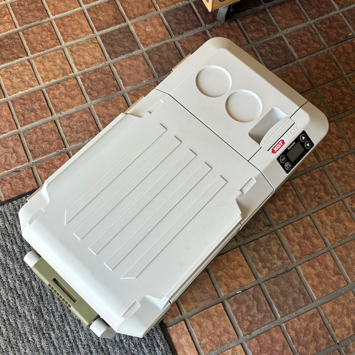 コードレス冷温庫 CW001GZO 【市川行徳店】