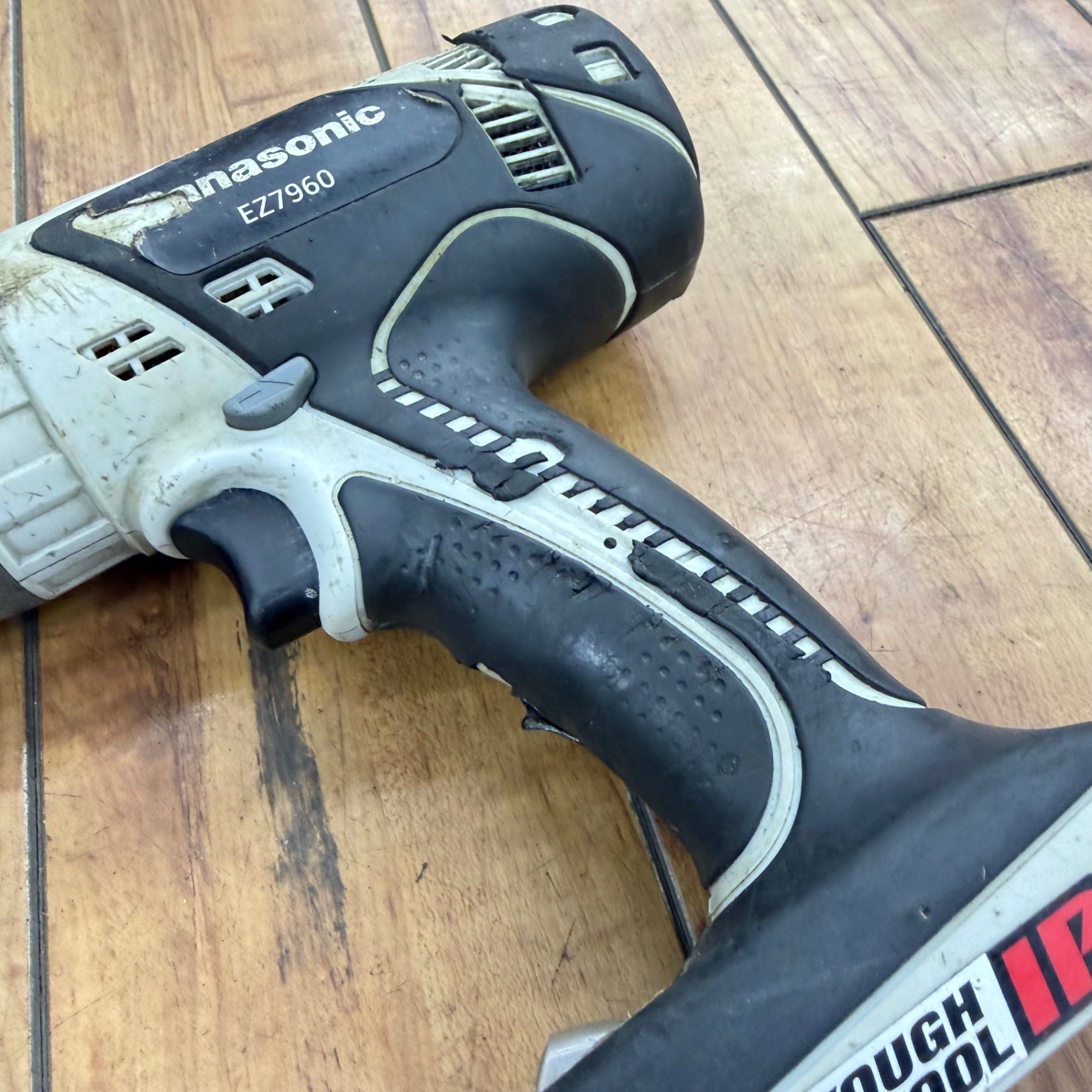 動作確認済み 14.4V 充電振動機能付 ドリルドライバー EZ7960 【リライズ蓮田店】