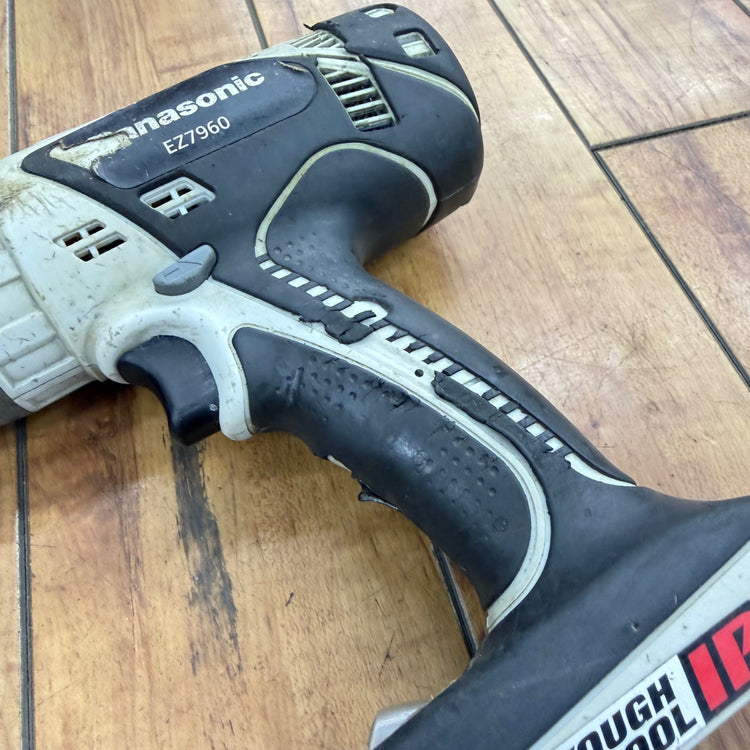 動作確認済み 14.4V 充電振動機能付 ドリルドライバー EZ7960 【リライズ蓮田店】