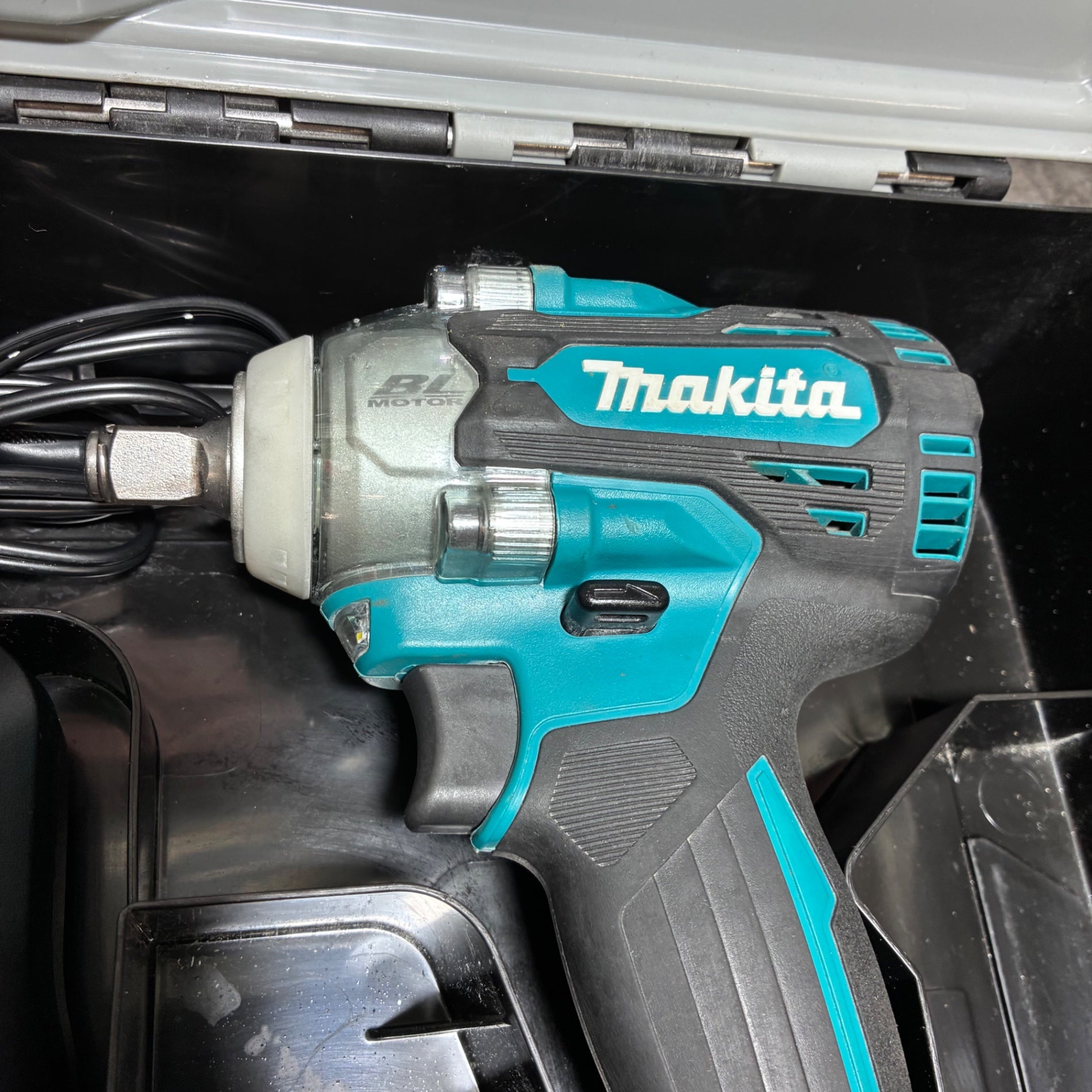 コードレスインパクトレンチ TW300D 【市川行徳店】