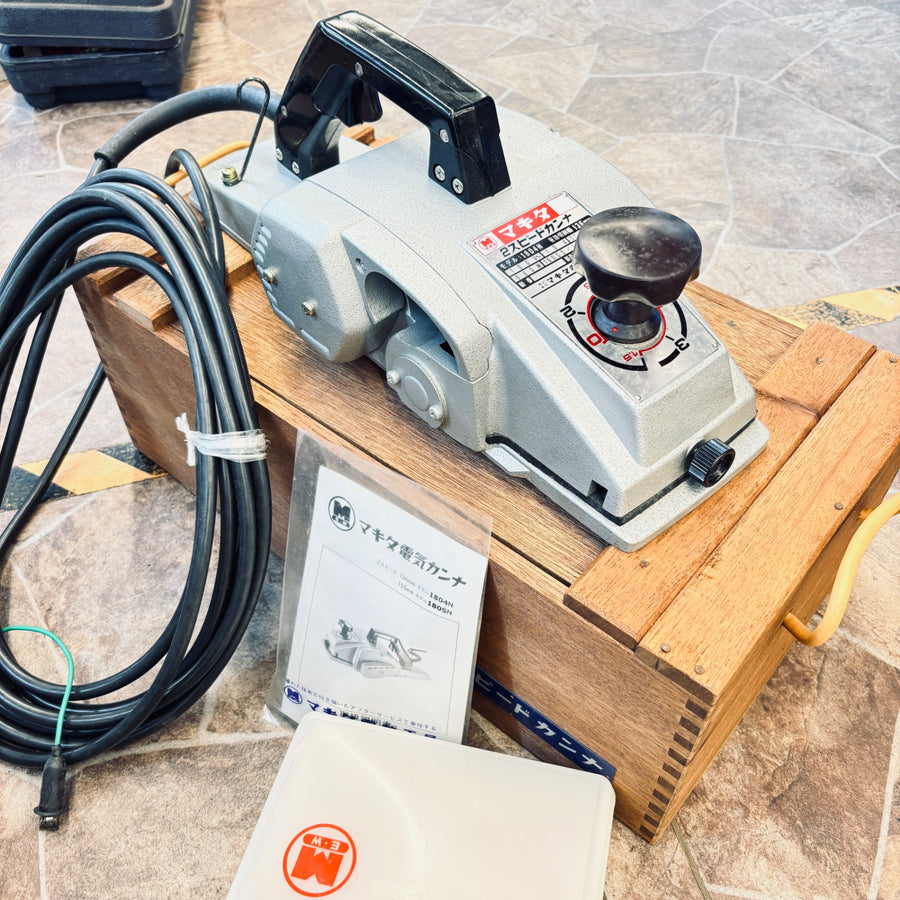 マキタ/makita 研磨式かんな 2スピード 1804N 136mm 【越谷店】