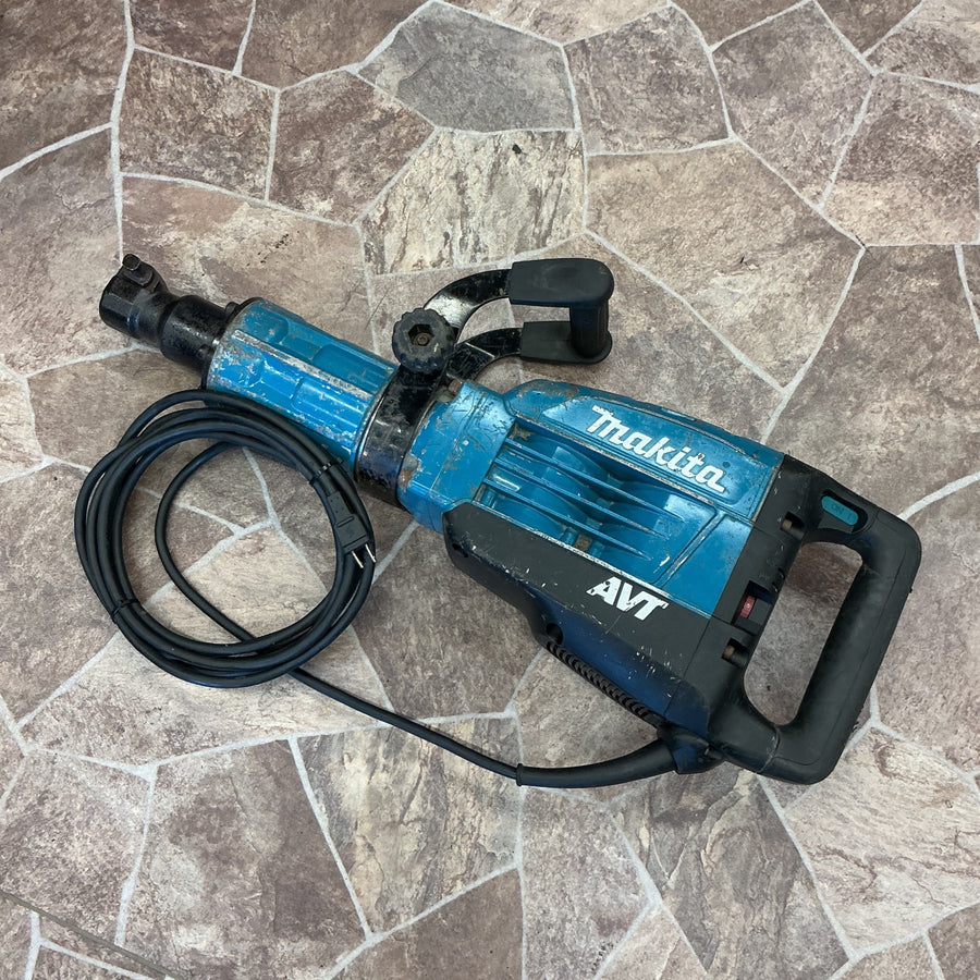 【中古・動作品】 マキタ makita 電動ハンマ HM1317C コンクリートハンマー ブレーカー ※ハンドル難あり 【越谷店】