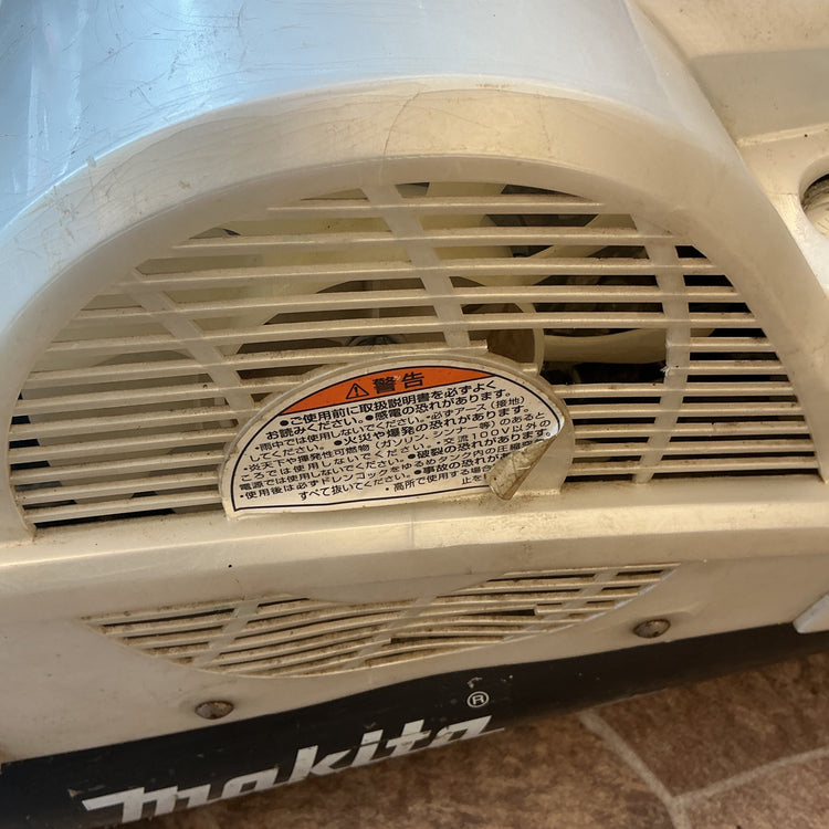 【中古】 マキタ(makita) エアコンプレッサー AC400XW 【越谷店】
