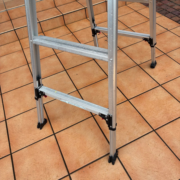 【店頭引取限定・発送不可】 専用脚立 脚軽 伸縮 5段 RZS-15a 【2020年モデル】 【市川行徳店】