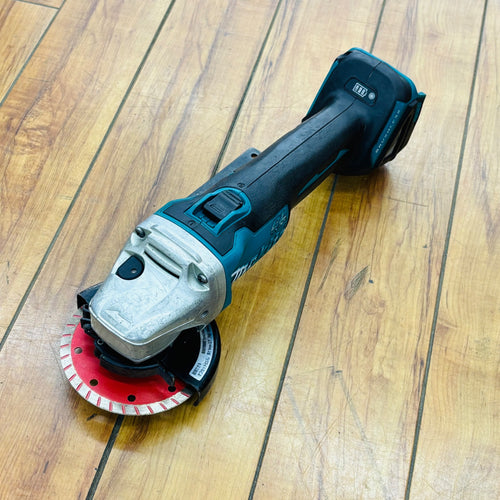 18V 100mm 充電式ディスクグラインダー GA404DN 【リライズ蓮田店】