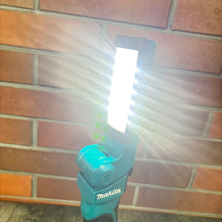 ◆マキタ(makita) 充電式LEDワークライト ML801 【市川行徳店】