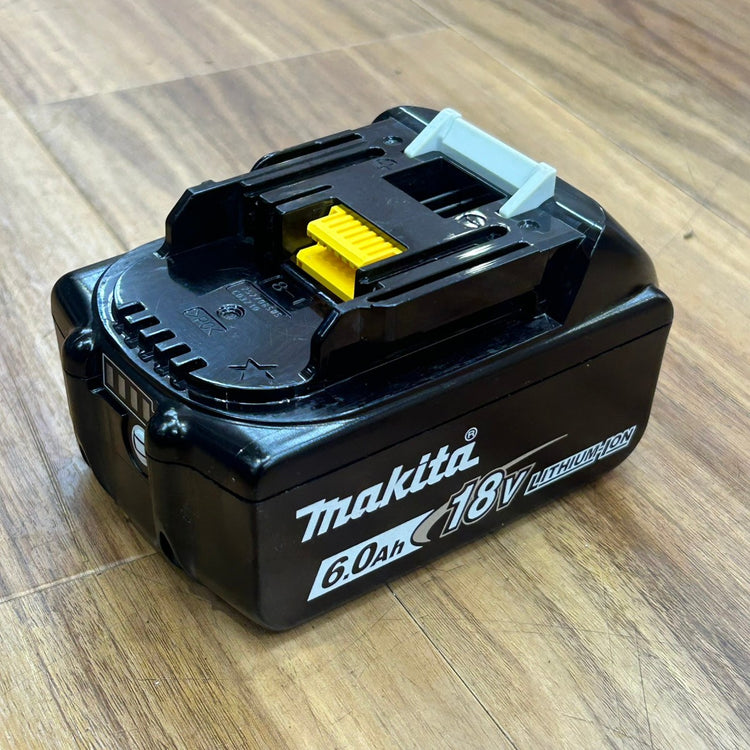 極美品 マキタ (makita) コードレスインパクトドライバー TD173DZB バッテリー付き BL1860B  【船橋馬込店】