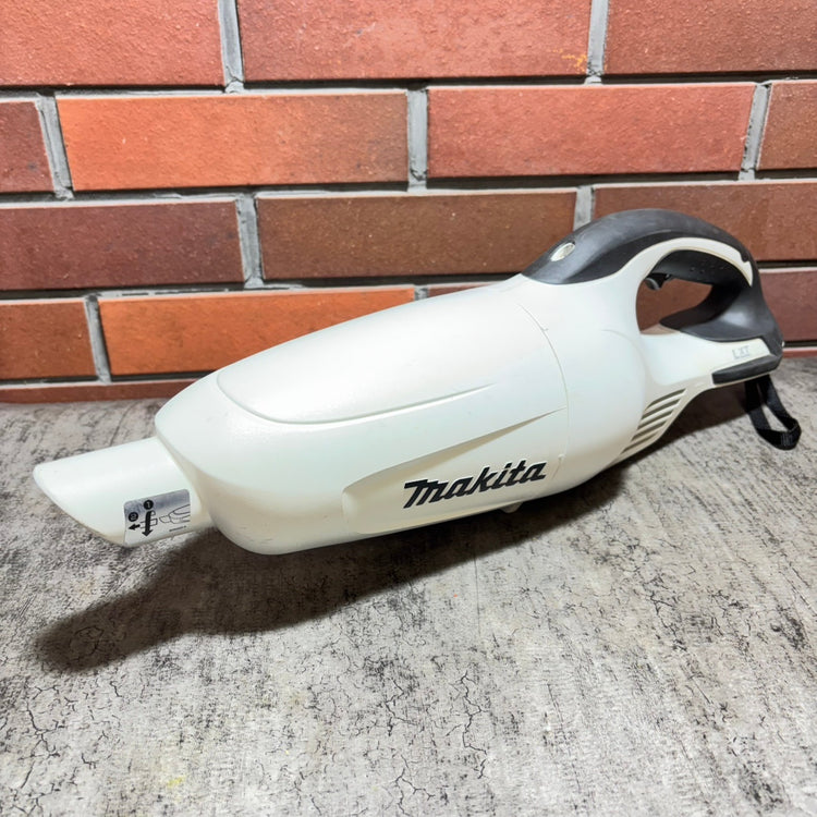▲マキタ(makita) 充電式クリーナー CL140FD 【市川行徳店】