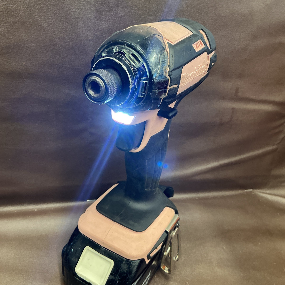 【中古品】マキタ(makita) コードレスインパクトドライバー TD149DRFXP 【越谷店】