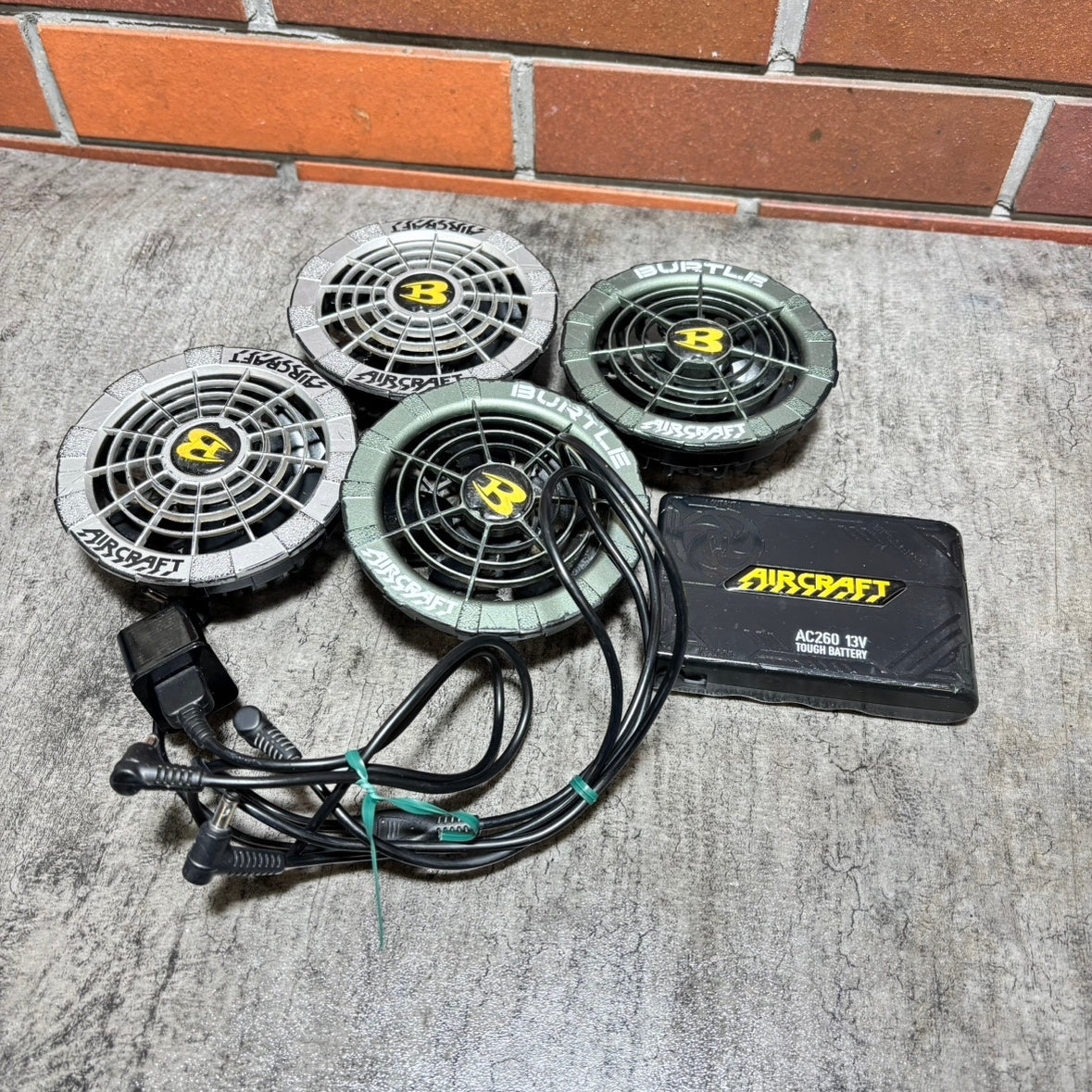 ◆バートル(BURTLE) 空調服用リチウムイオンバッテリー AC260 【市川行徳店】